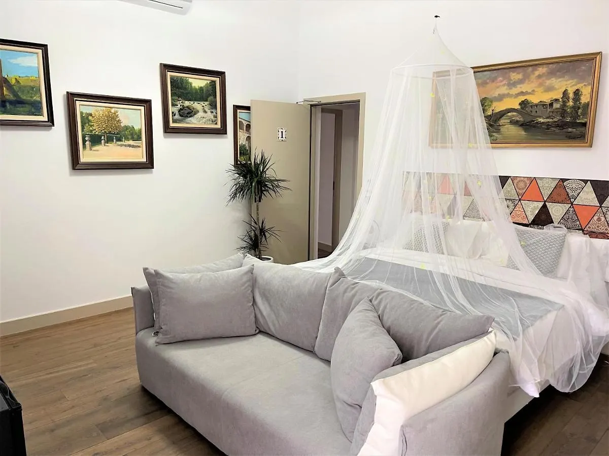 Hotel Aires De L'Emporda Вилаколум
