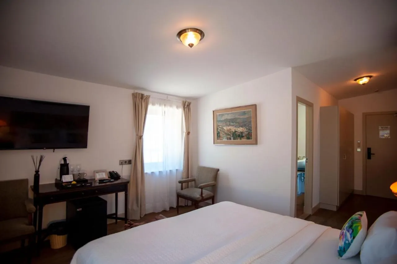 Hotel Aires De L'Emporda Vilacolum